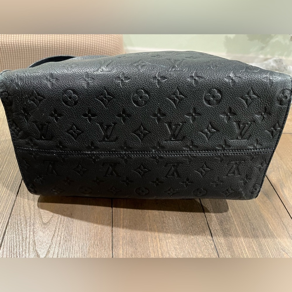 Louis Vuitton Empriente Lumineuse PM shoulder hand bag ๐ - Picture 16 of 16